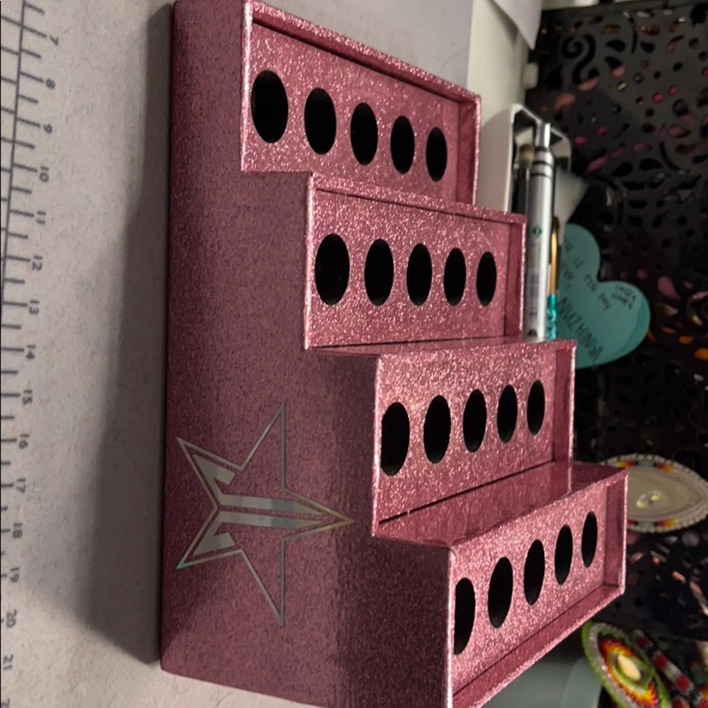 Jeffree star lipstick holder
